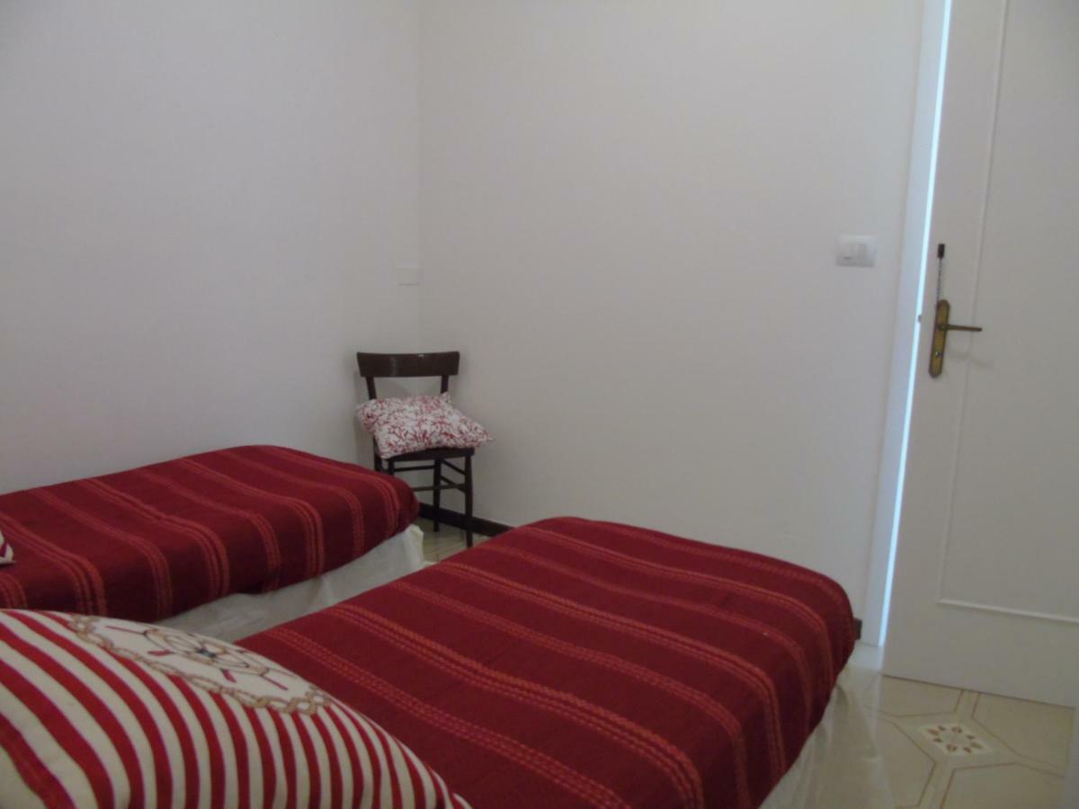Apartamento Mmera mare Torre Lapillo Habitación foto