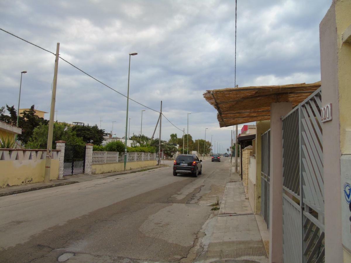 Apartamento Mmera mare Torre Lapillo Exterior foto